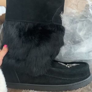 Manitobah Mukluks - WATERPROOF